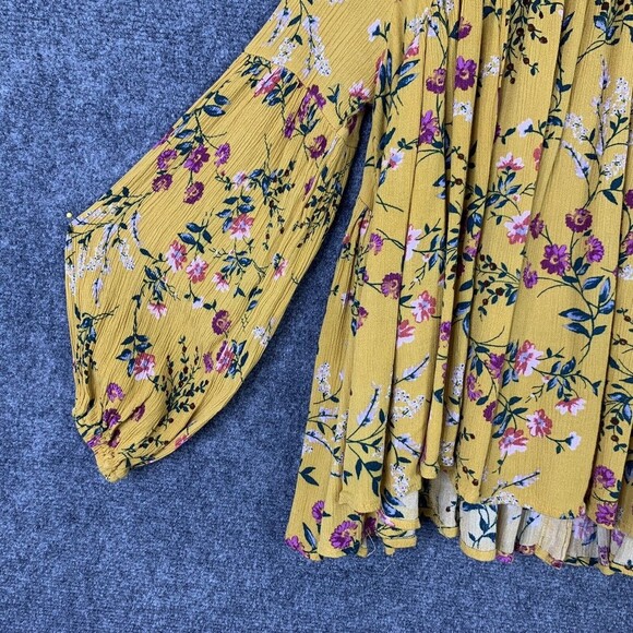 Altar’d State Boho Crop Full Top Prairie M Balloon Sleeve Button Back Floral - Picture 3 of 16